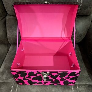 listing-status-banner